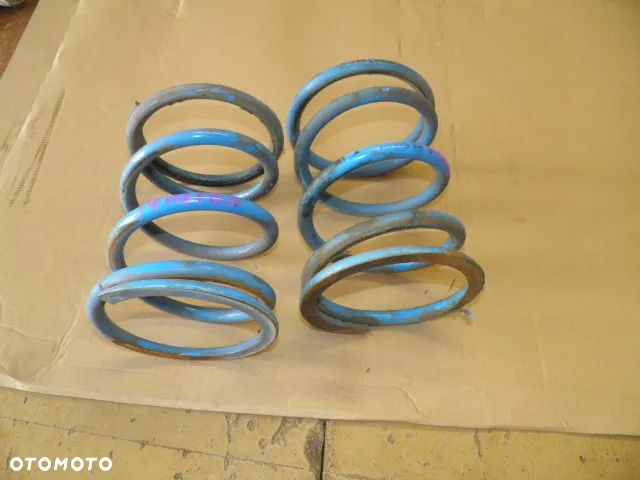 SPRĘŻYNY TYLNE TYŁ RENAULT MASTER IV RAMOWIEC