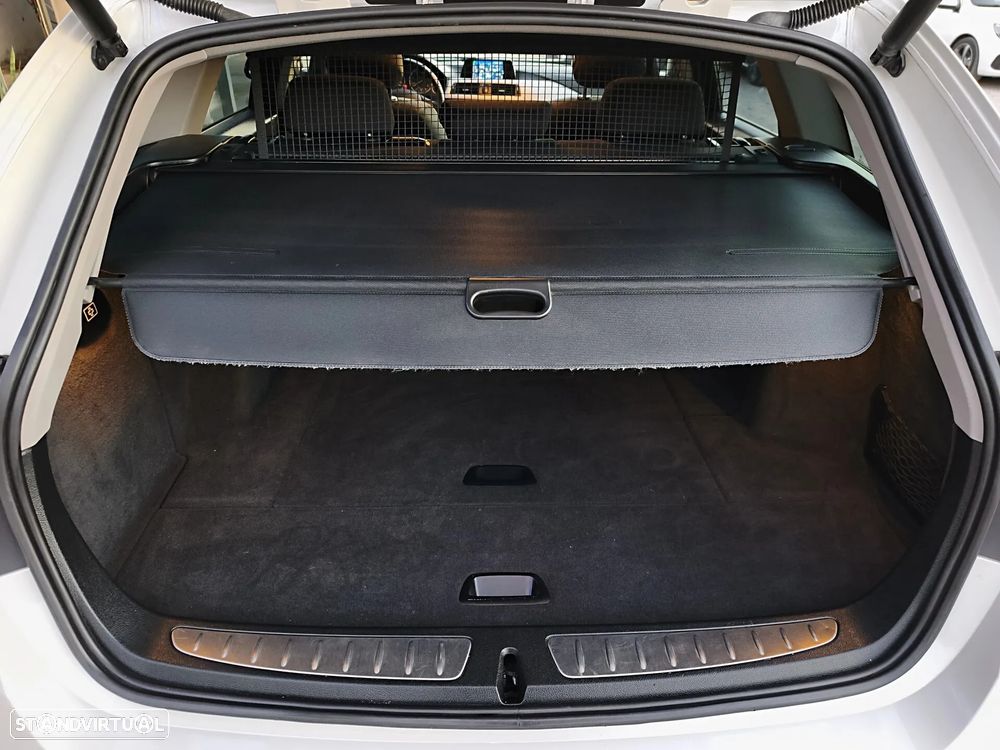 BMW 318 d Auto Line Sport - 15