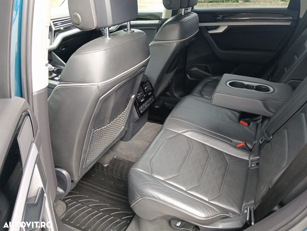 Volkswagen Touareg 3.0 V6 TDI 4Motion DPF Automatik Elegance - 24