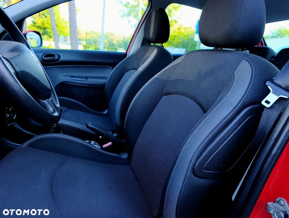 Peugeot 206 plus 75 - 6
