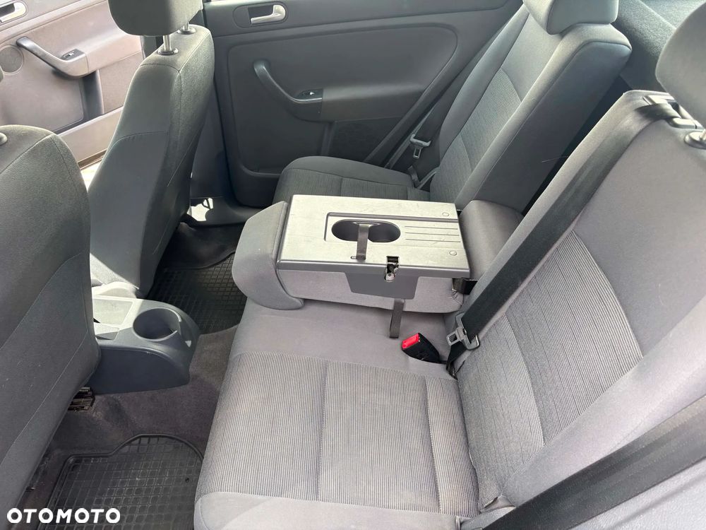 Volkswagen Golf Plus 1.4 Comfortline - 19