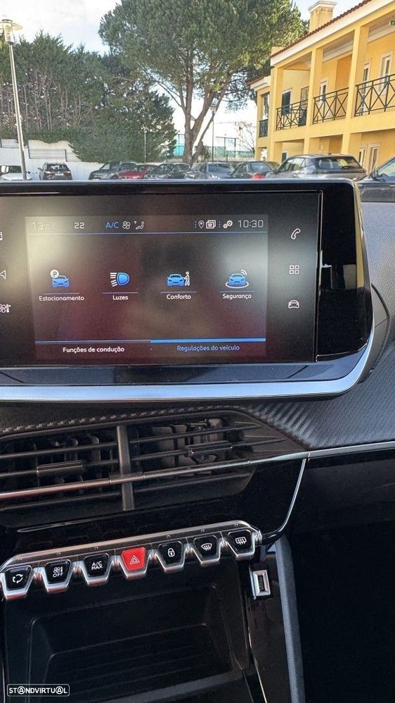 Peugeot 2008 1.2 PureTech Active Pack - 20