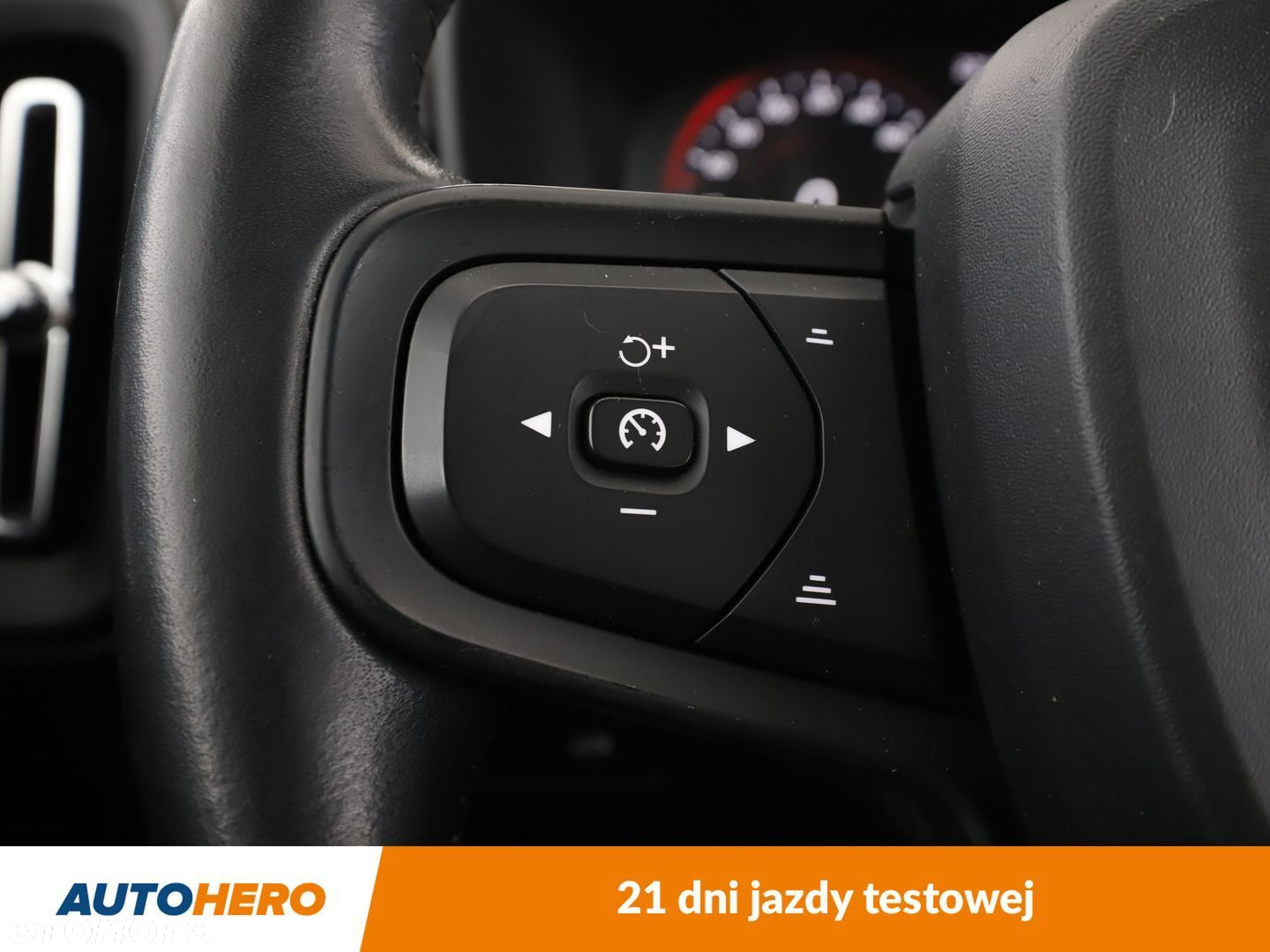 Volvo XC 40 - 28