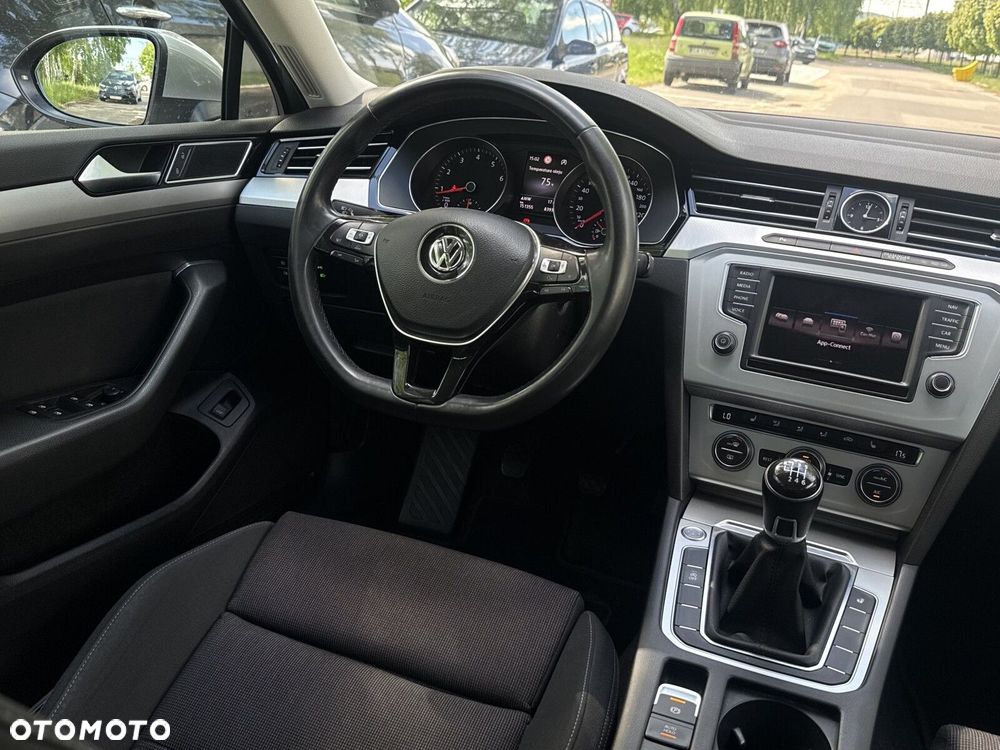 Volkswagen Passat 1.4 TSI BMT ACT Comfortline - 11