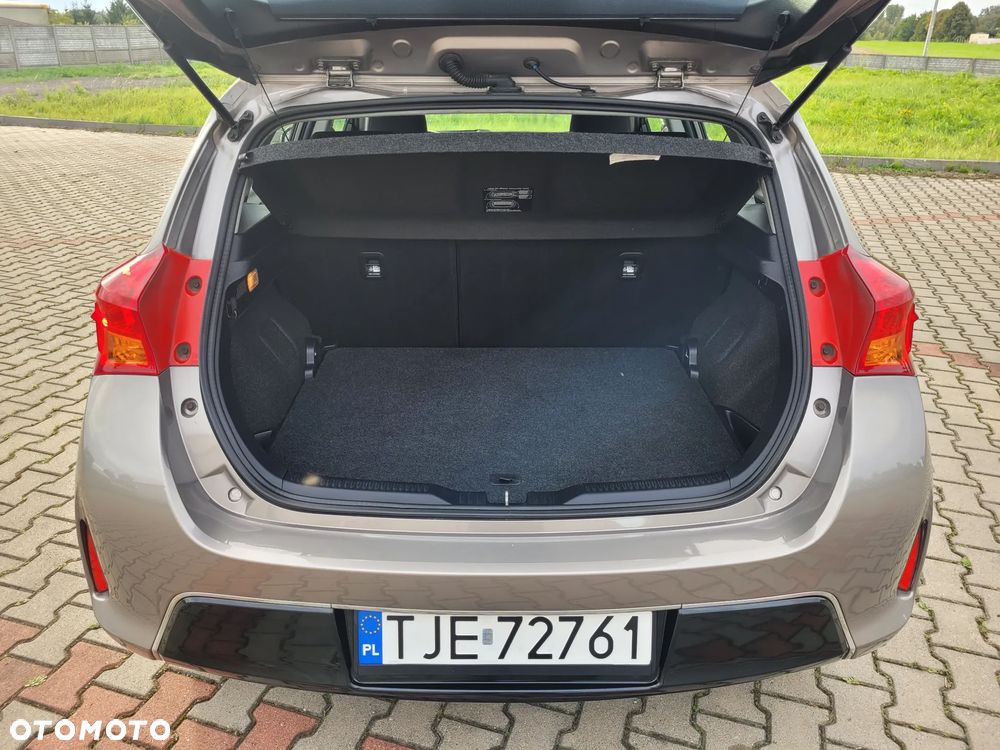 Toyota Auris 1.33 VVT-i Premium Comfort - 33