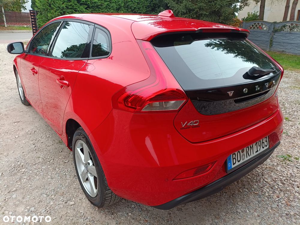 Volvo V40 2012 photo 5