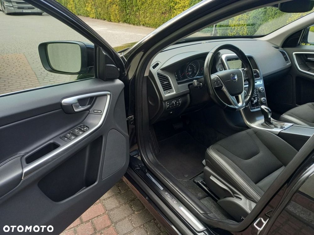 Volvo XC 60 D4 Geartronic Summum - 29