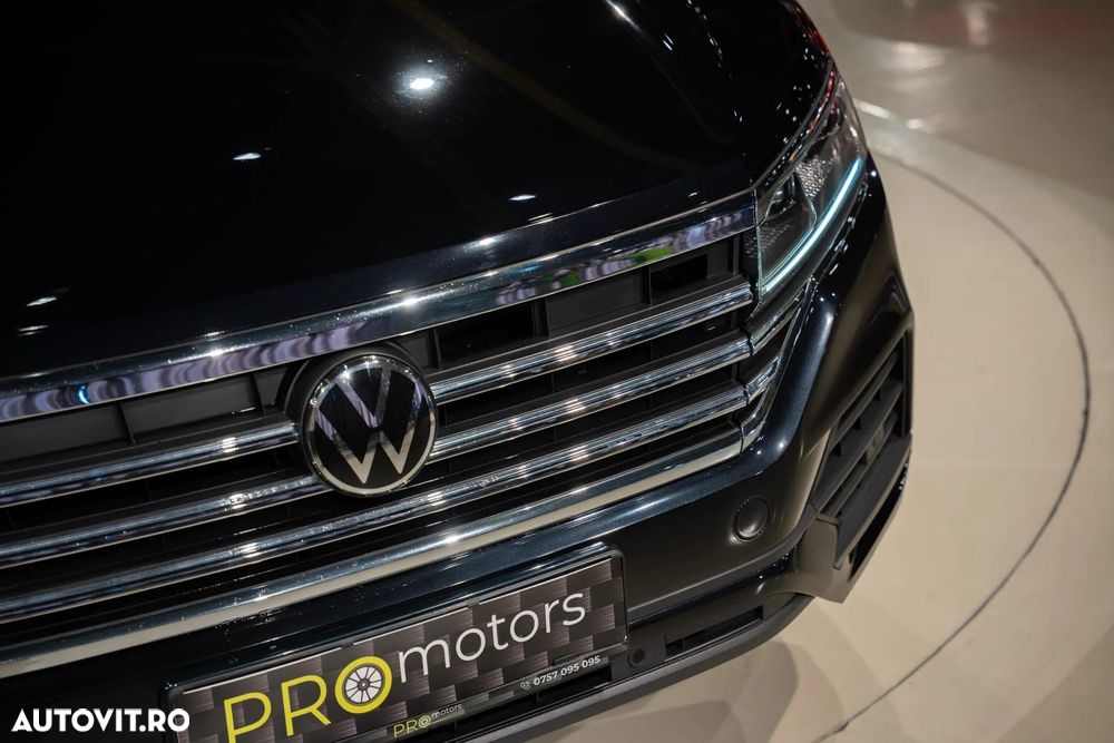 Volkswagen Touareg - 18
