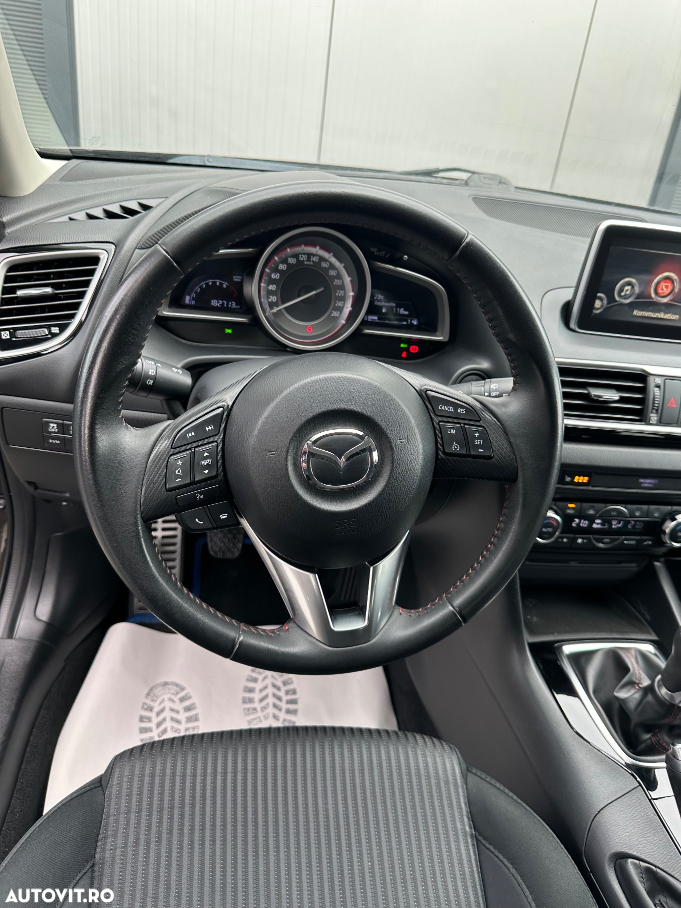 Mazda 3 SKYACTIV-G 120 Center-Line - 11