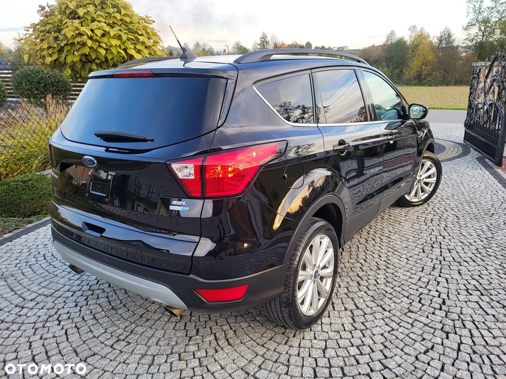 Ford Kuga - 21