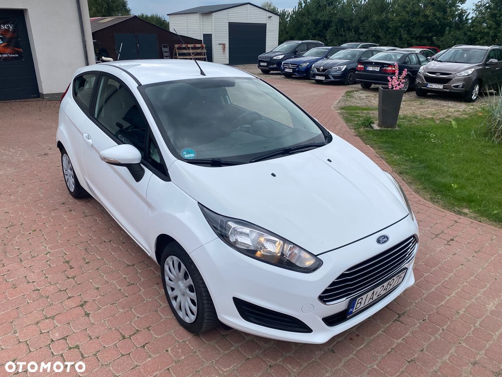 Ford Fiesta - 2