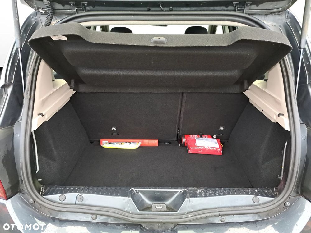 Dacia Sandero 1.0 SCe Laureate - 19