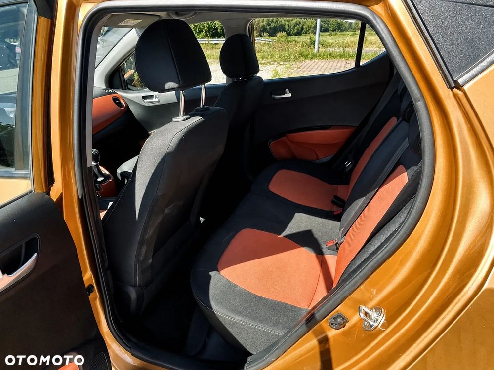 Hyundai i10 - 15