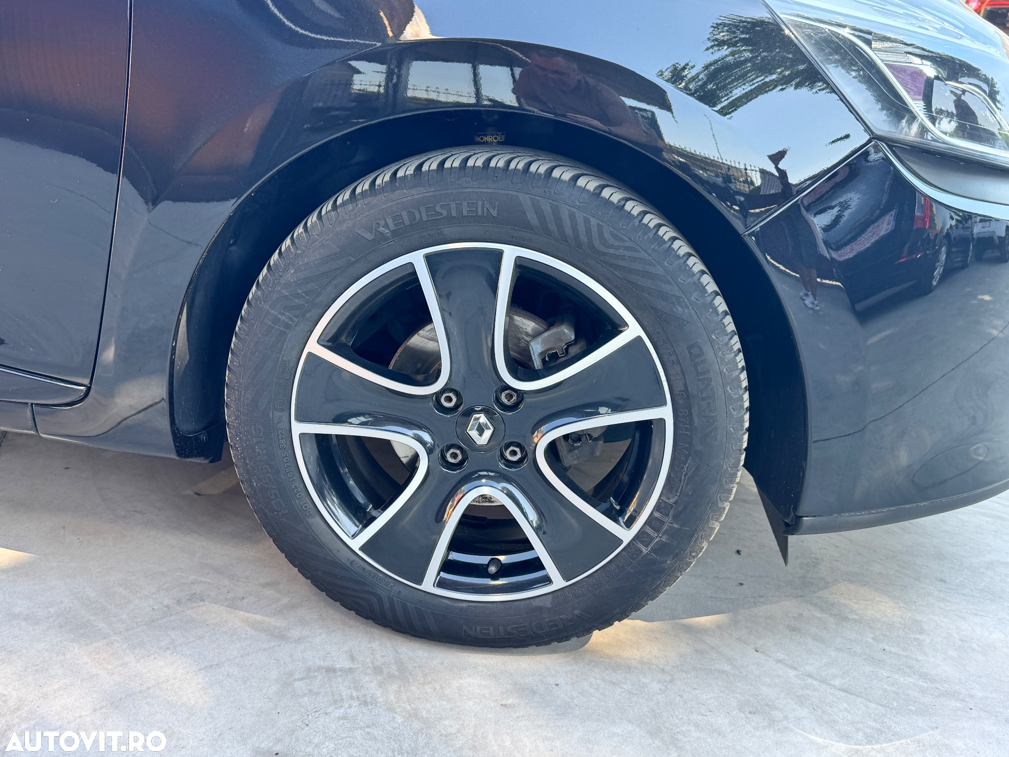 Renault Clio (Energy) TCe 90 Start & Stop LIMITED - 11