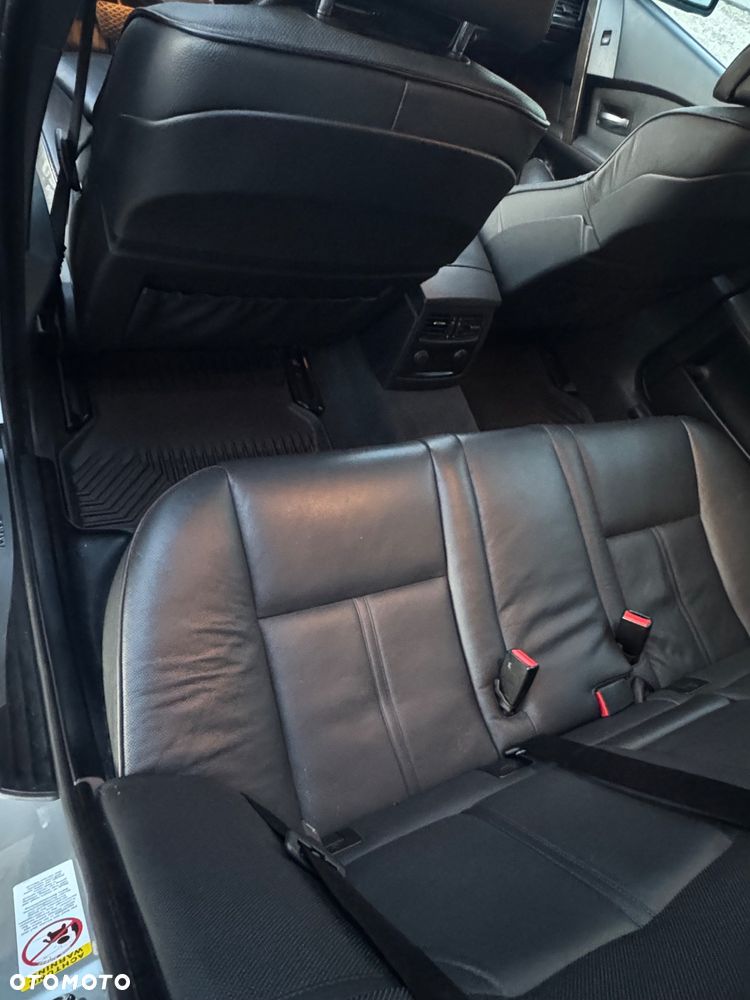 BMW Seria 5 530d - 31