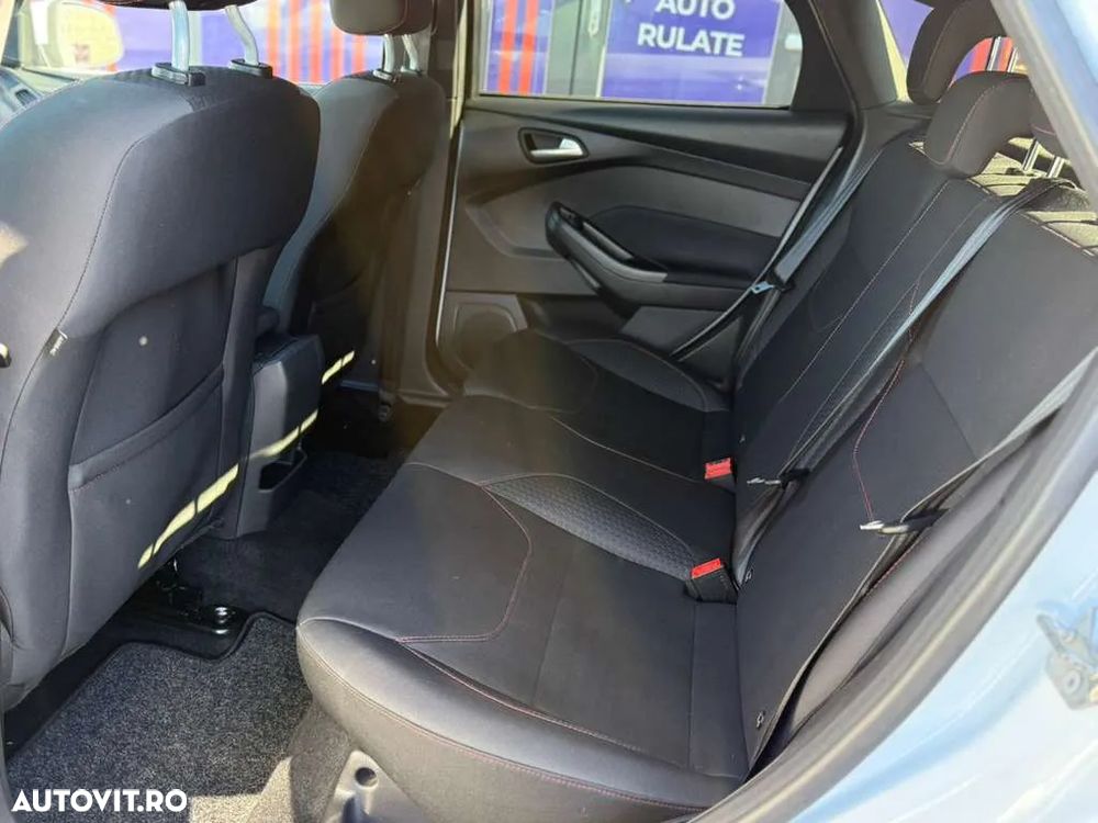 Ford Focus 1.5 EcoBoost Start-Stopp-System ST-Line - 17