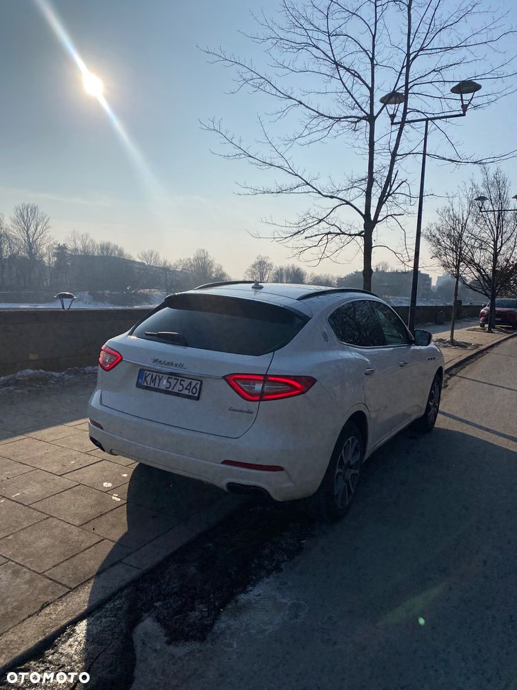 Maserati Levante S Q4 - 6