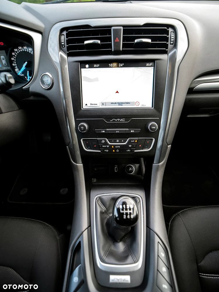 Ford Mondeo - 24