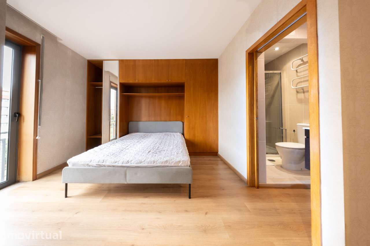 Quarto Individual com Suite - Grande imagem: 2/9