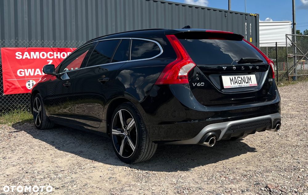 Volvo V60 D3 Drive-E R-Design Momentum - 36