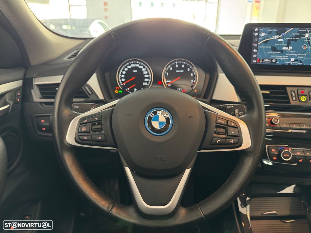 BMW X2 25 e xDrive - 11