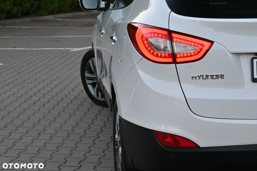 Hyundai ix35 2.0 CRDi 4WD Automatik Premium - 11