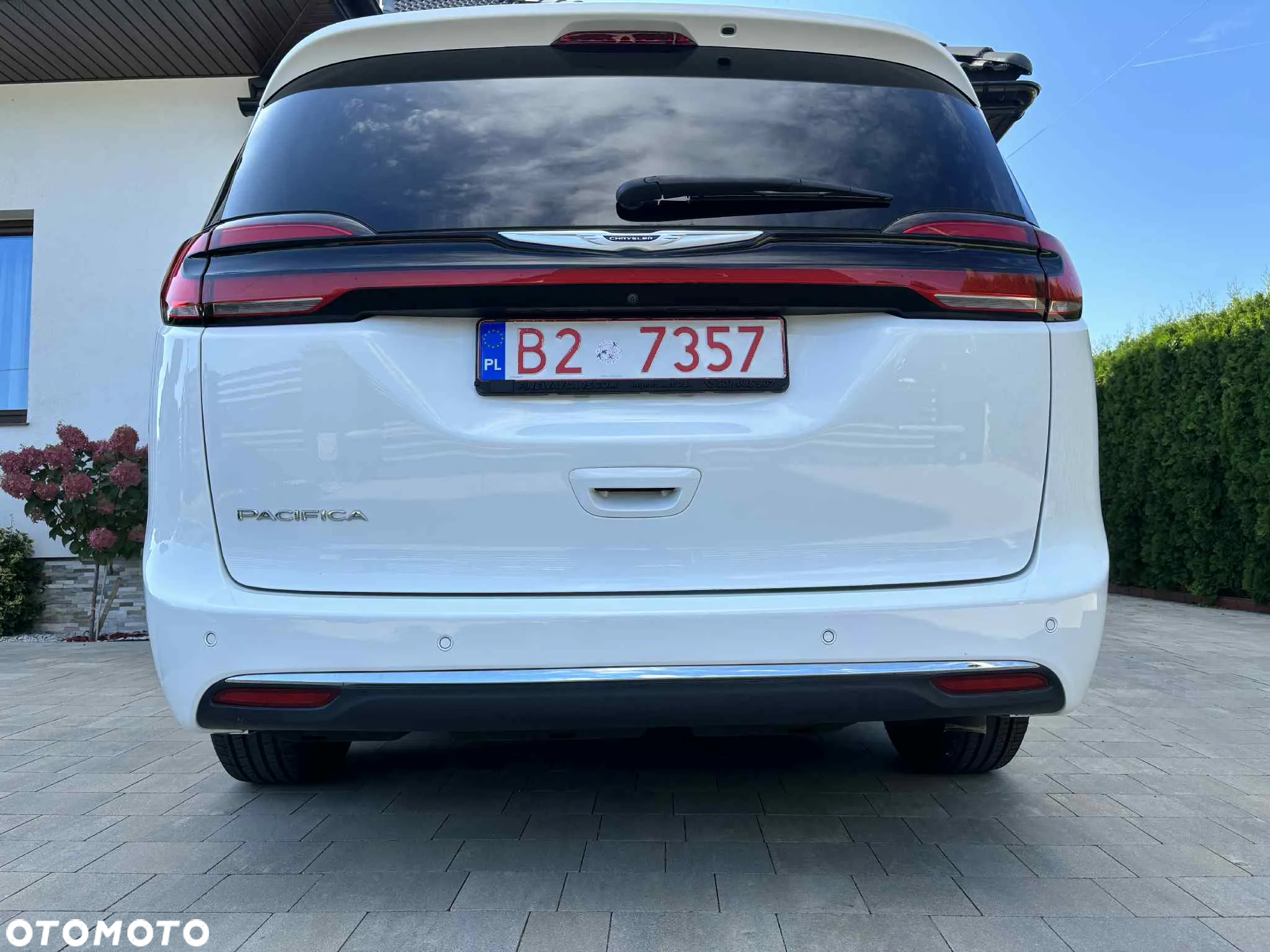 Chrysler Pacifica - 20