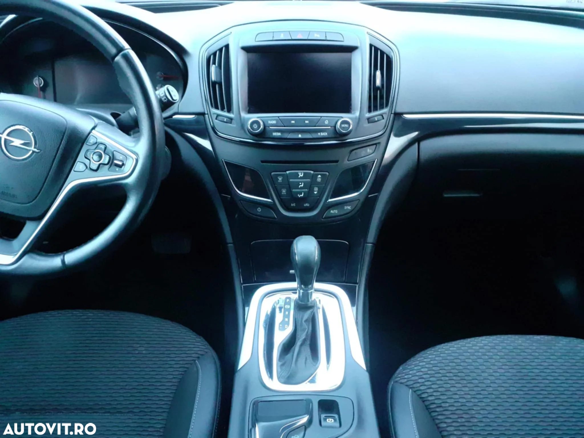 Opel Insignia 2.0 CDTI Sports Tourer Automatik - 4