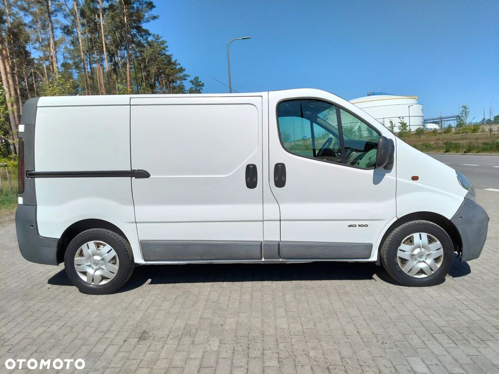 Renault Trafic - 6
