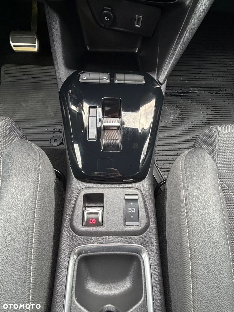 Opel Corsa 1.2 T mHEV EdCT - 14