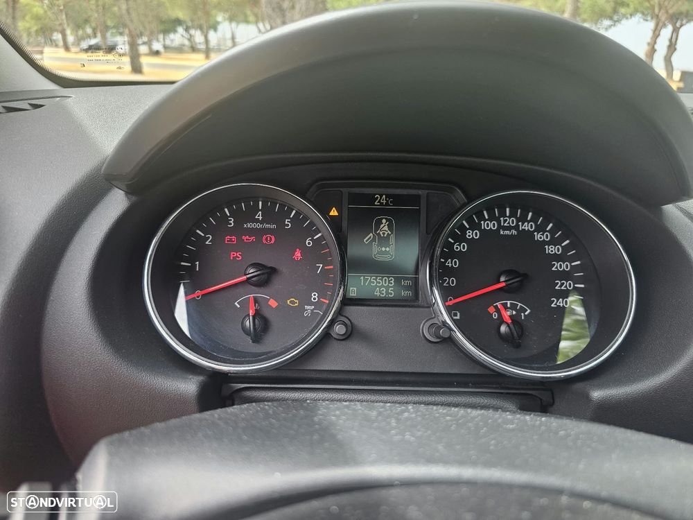 Nissan Qashqai 1.6 Tekna Sport 17 - 13