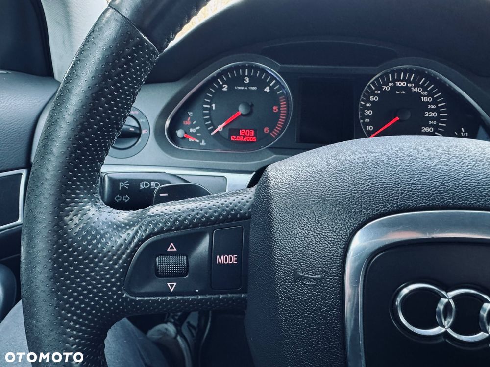 Audi A6 Avant 3.0 TDI tiptronic quattro - 24