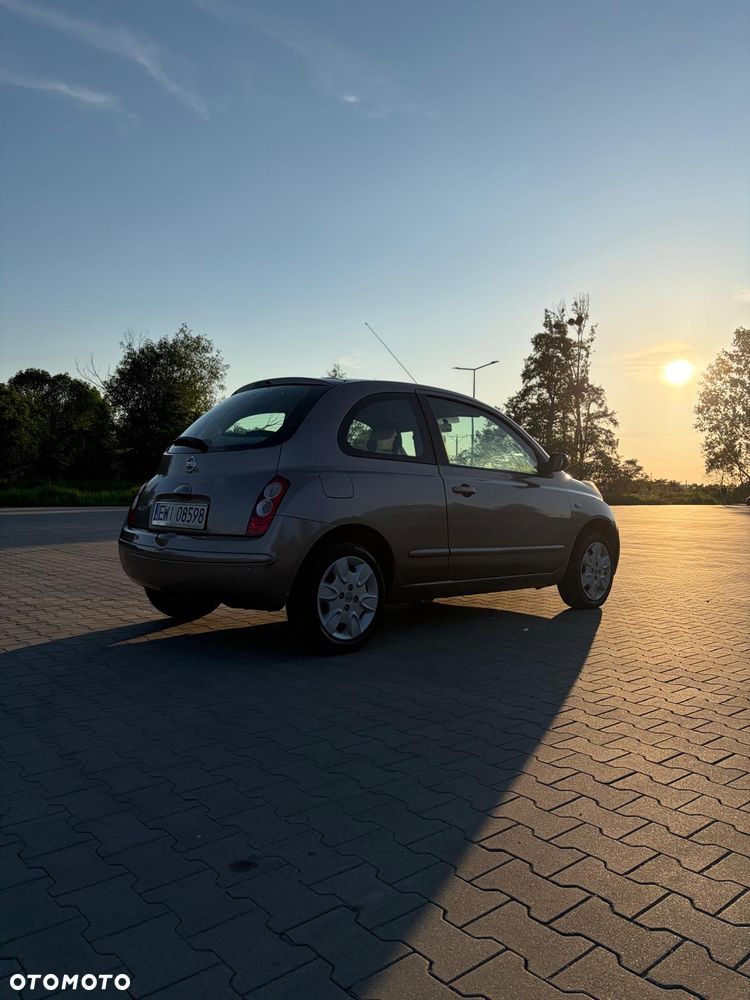 Nissan Micra - 4