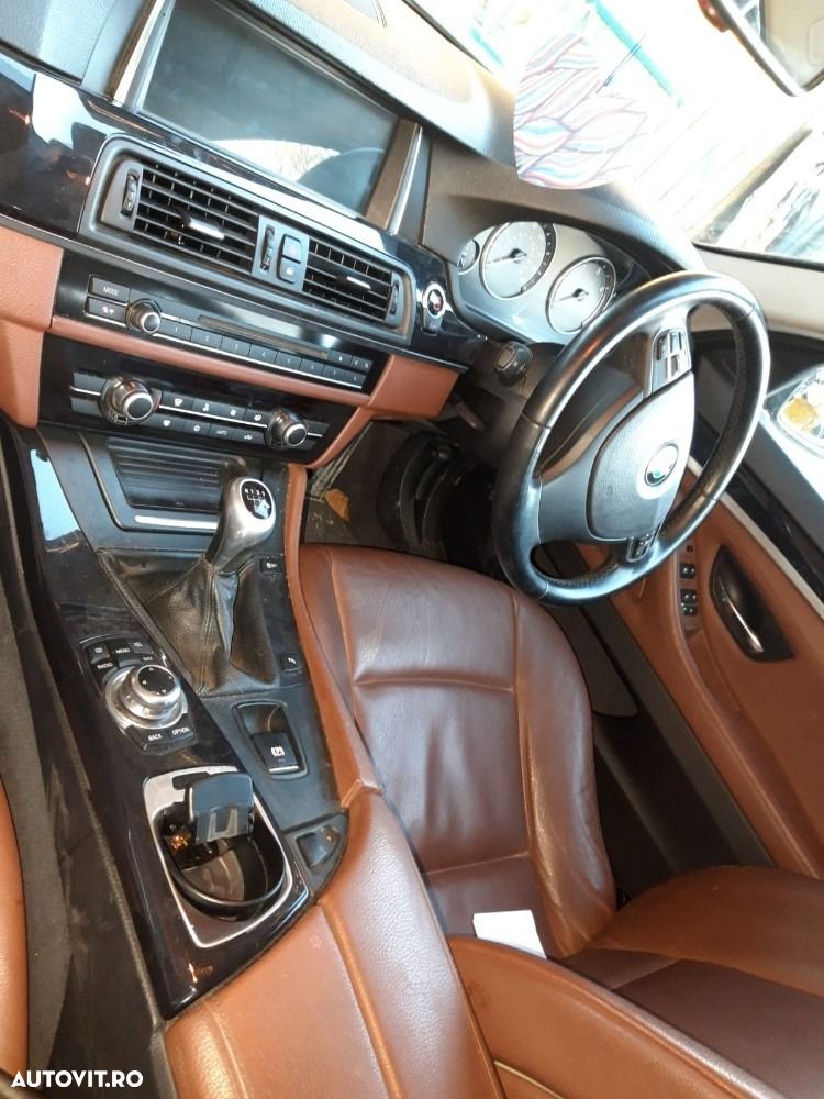 Dezmembrari  BMW 5 (F10, F18, F07, F11)  2009  > 0000 520 d Motorina - 6