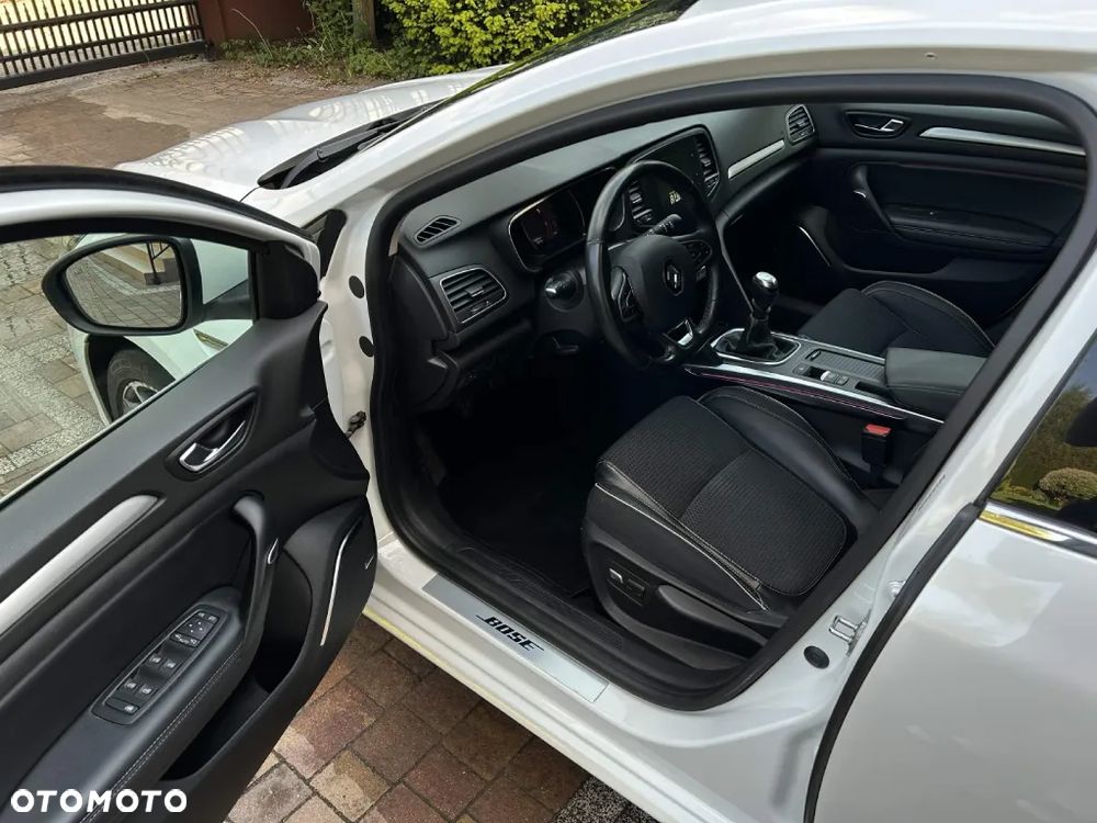 Renault Megane 1.2 Energy TCe Bose - 6