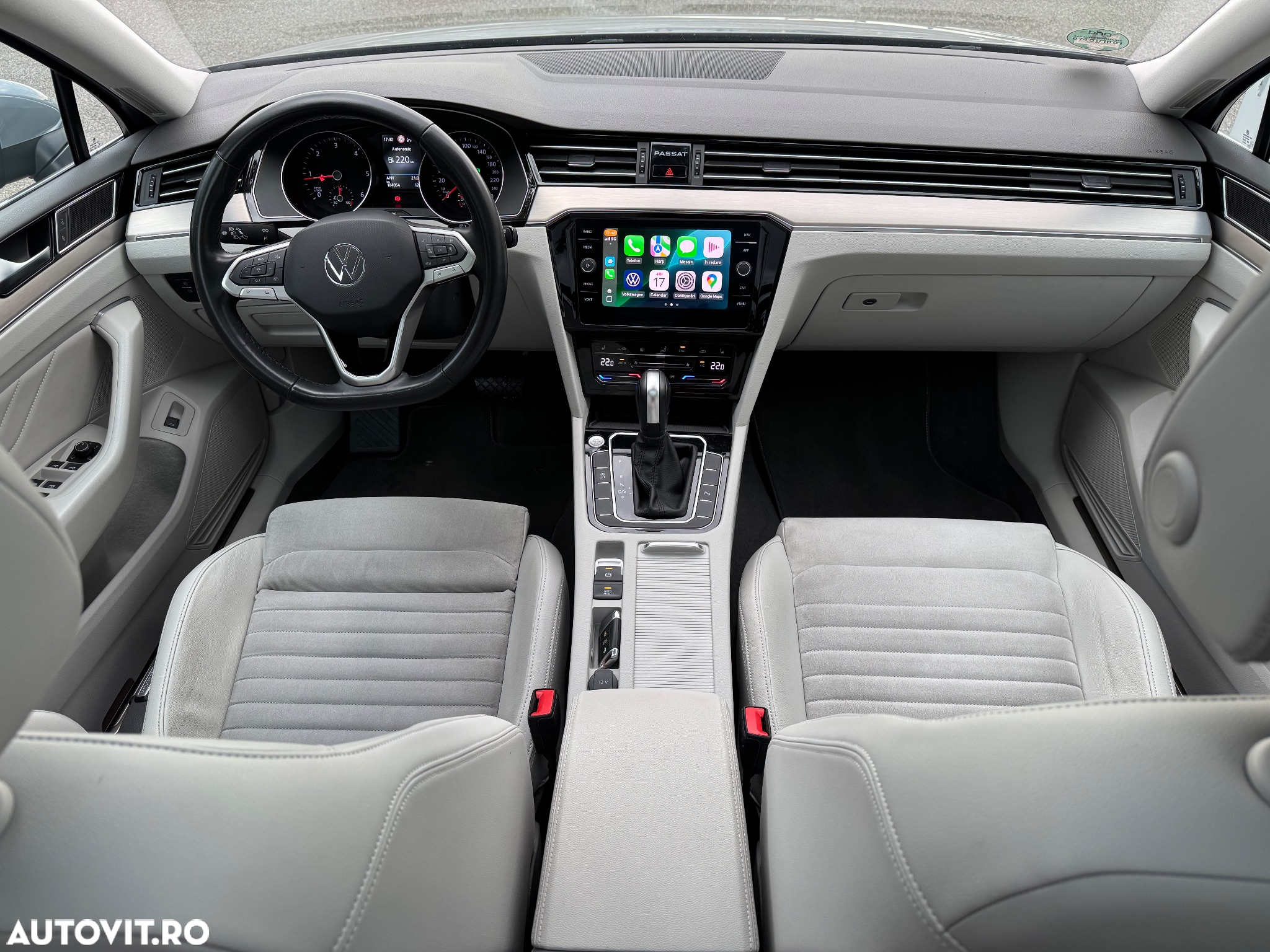 Volkswagen Passat Variant 2.0 TDI SCR DSG Elegance - 26