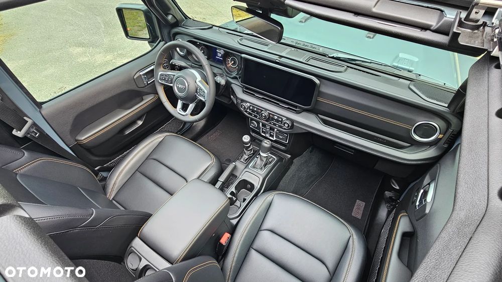 Jeep Wrangler - 18