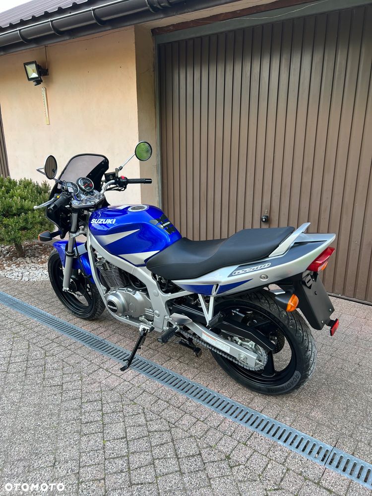 Suzuki GS - 4