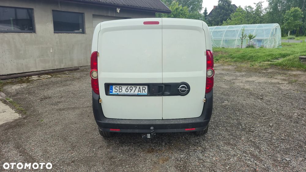 Opel COMBO-D-VAN - 4