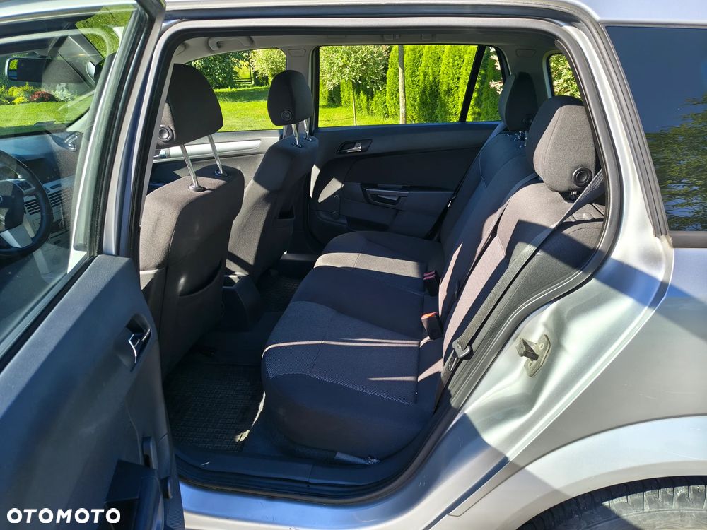 Opel Astra 1.7 CDTI ecoFLEX - 20