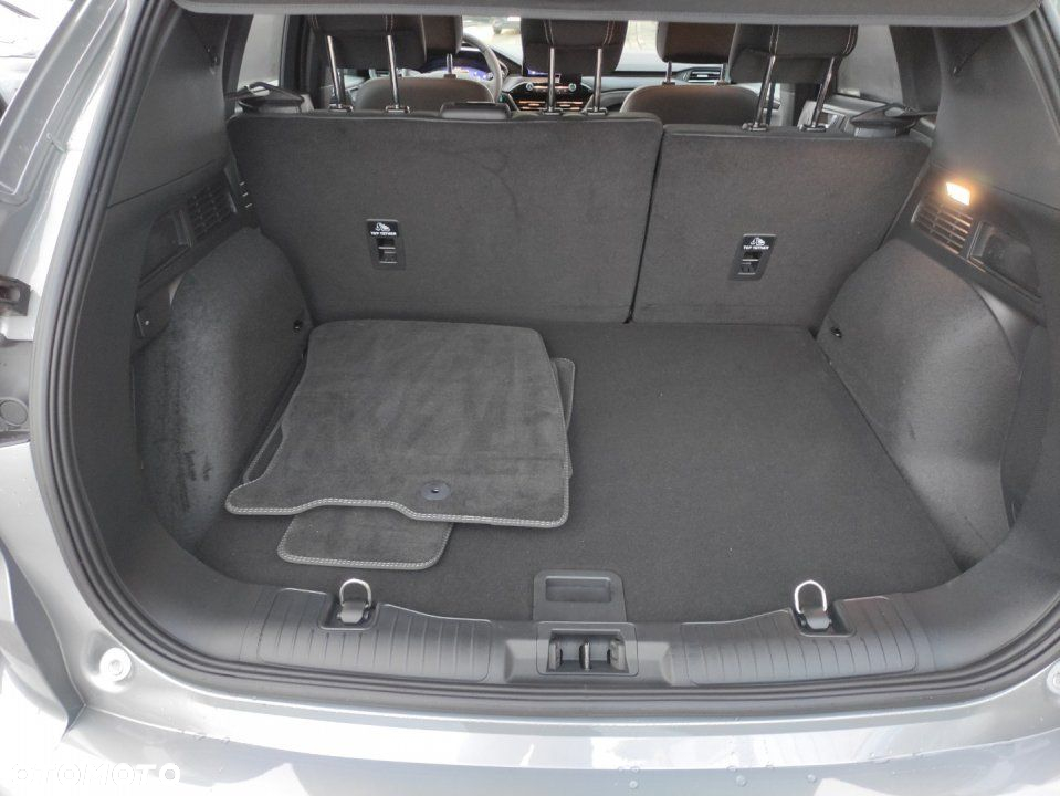 Ford Kuga - 11
