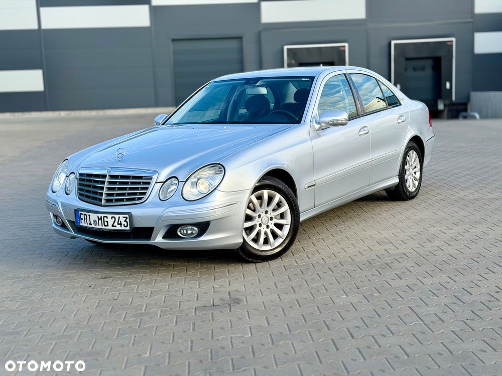 Mercedes-Benz E-Class 2007 photo 3