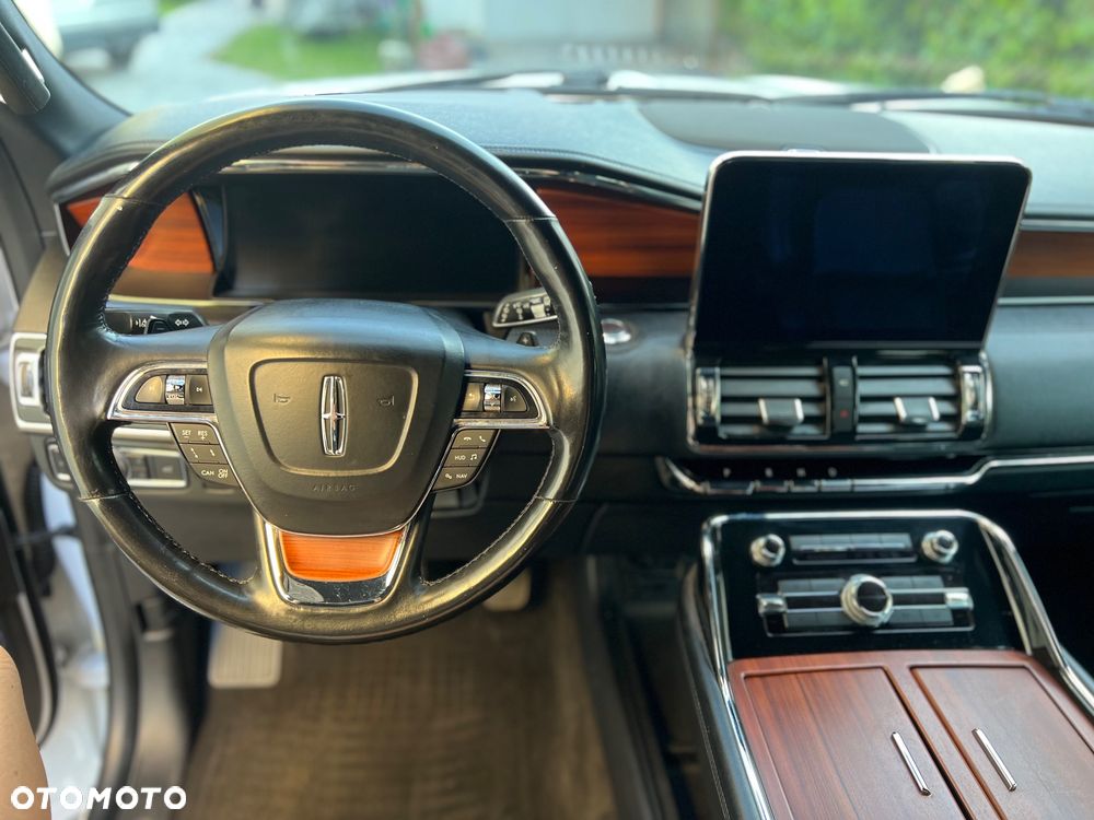 Lincoln Navigator - 15