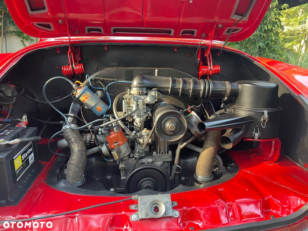 Volkswagen Karmann Ghia - 14