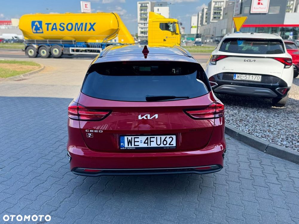 Kia Ceed 1.5 T-GDI Tribute DCT - 5