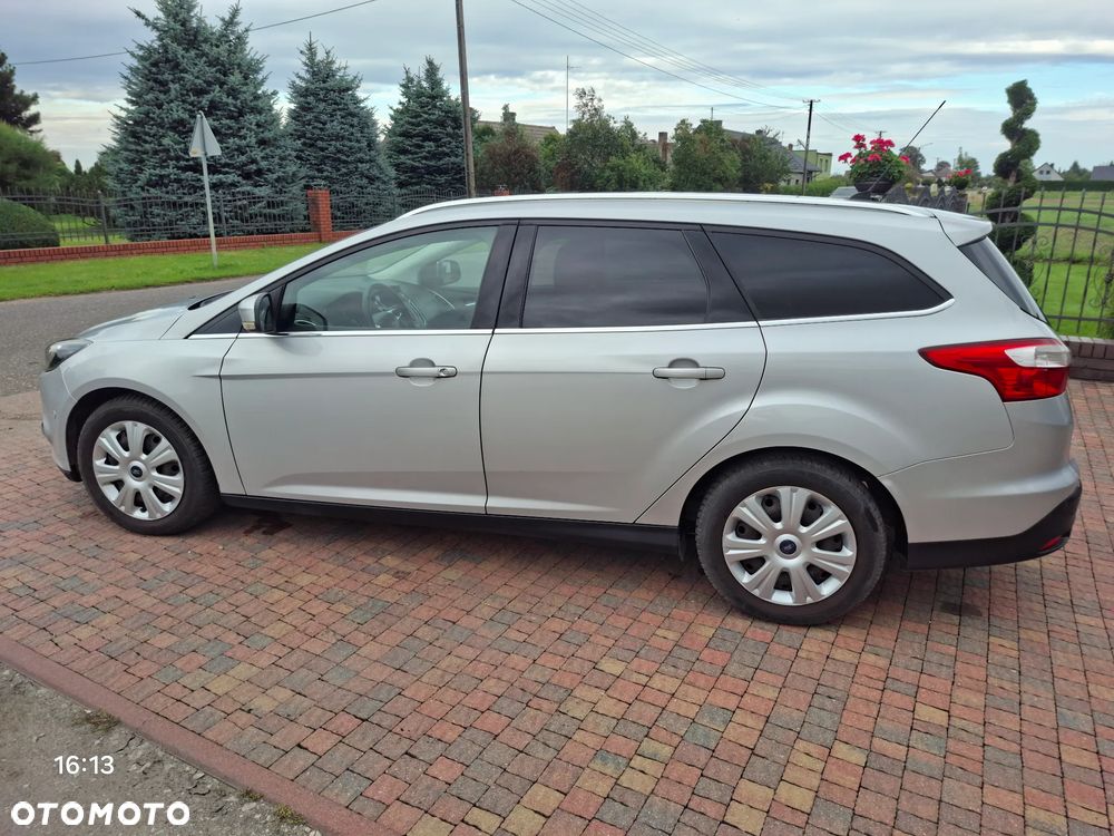 Ford Focus 1.6 EcoBoost Titanium - 10