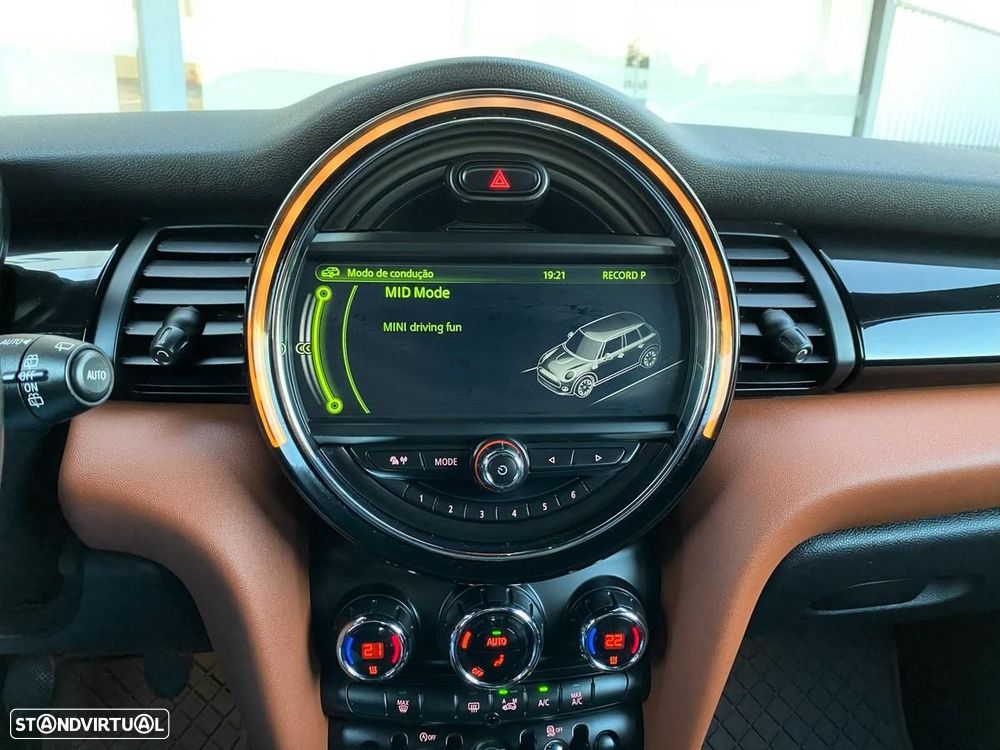 MINI 5 Portas Cooper SD - 19