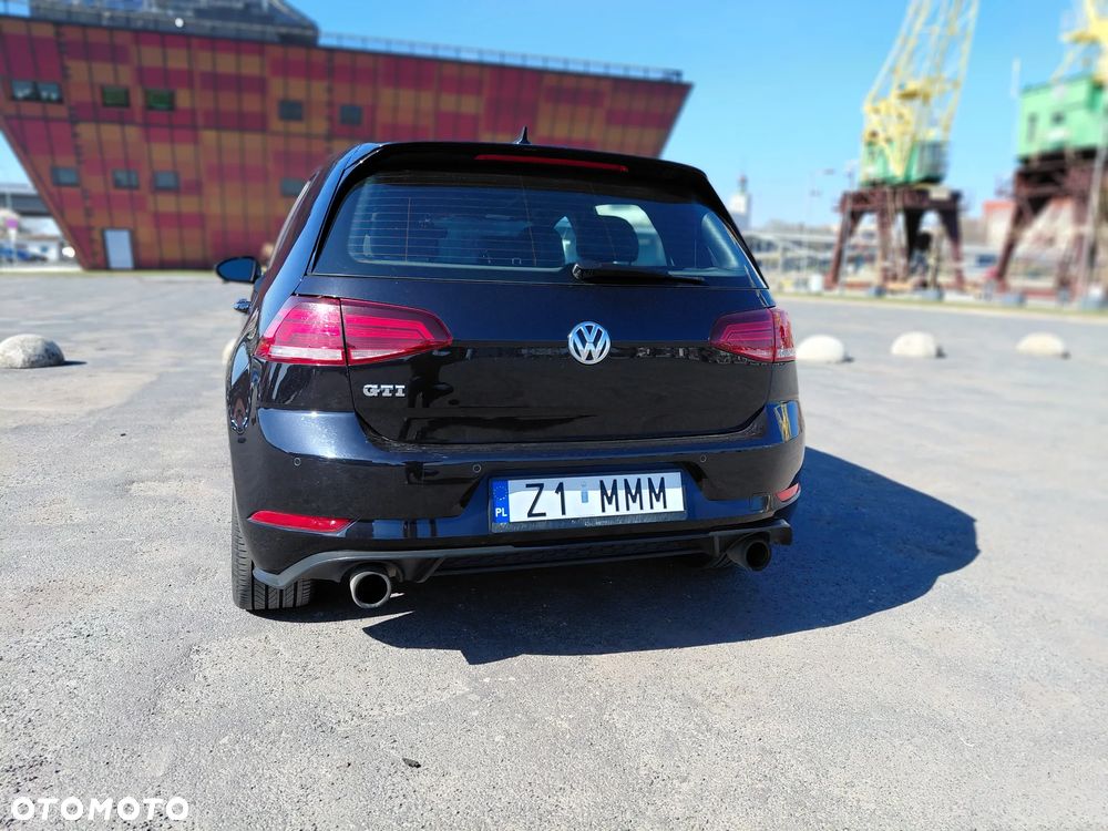 Volkswagen Golf GTI 2.0 TSI OPF DSG Performance - 5