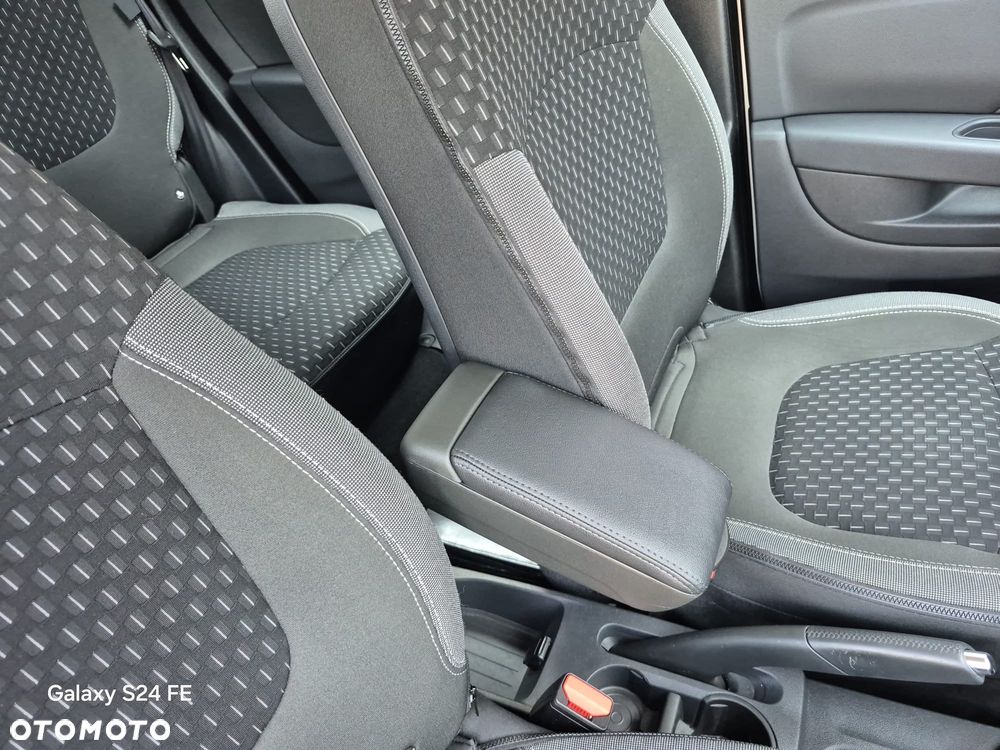 Renault Captur - 17