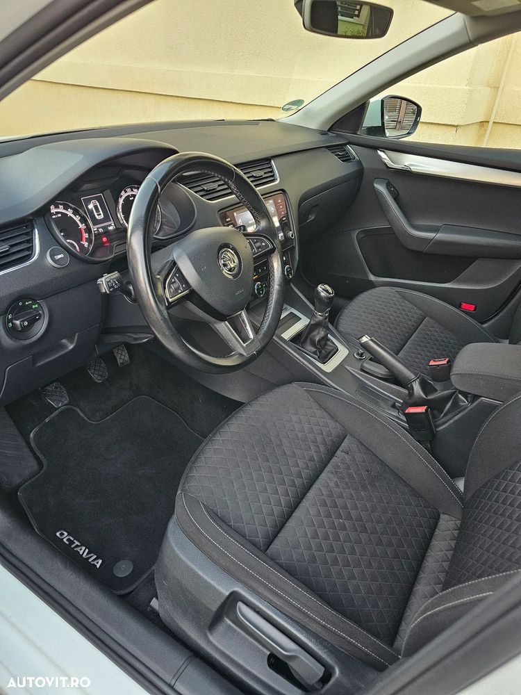 Skoda Octavia - 4